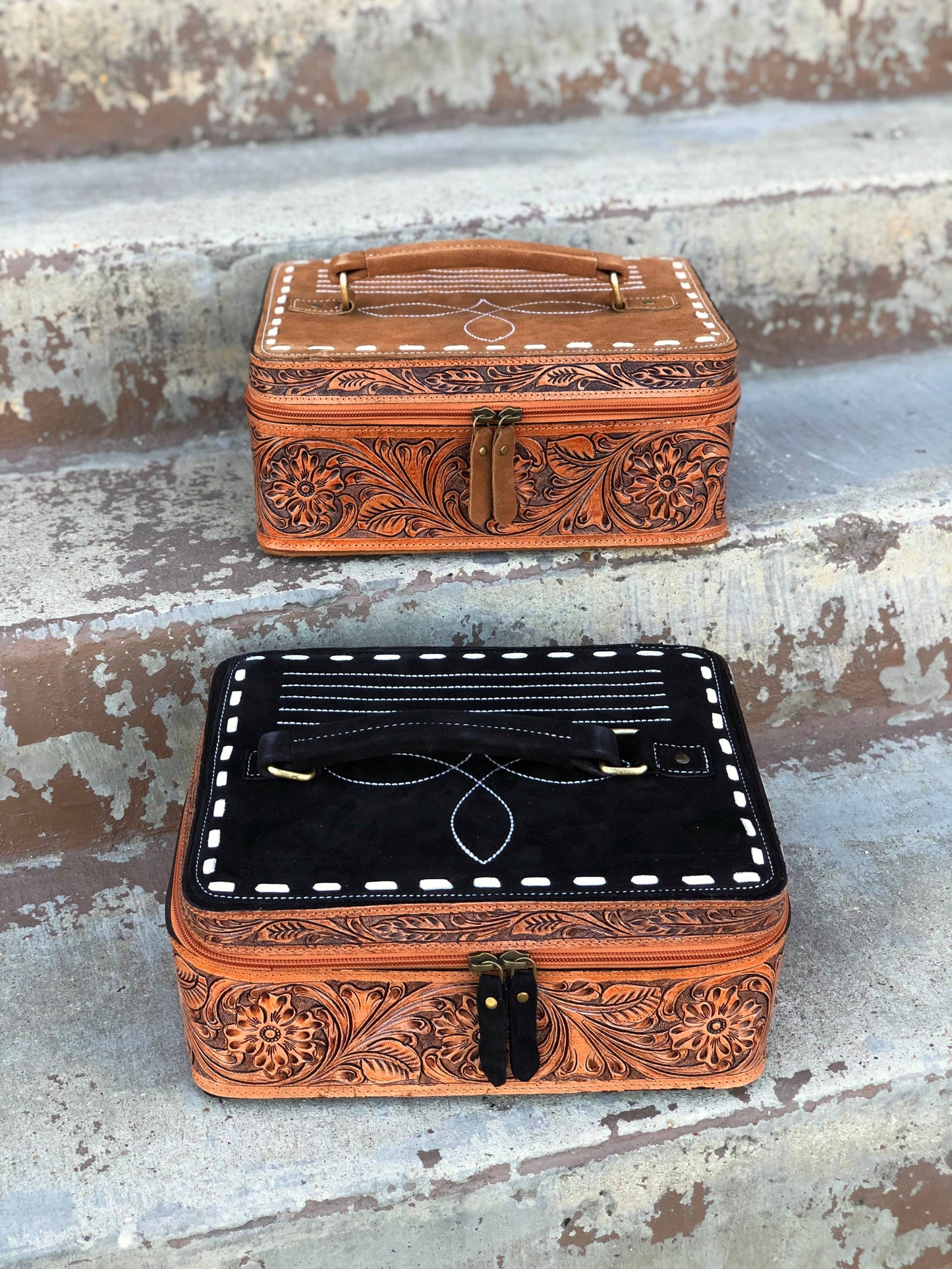 BootStitch Suede Leather Tooled Make up Box : Tan