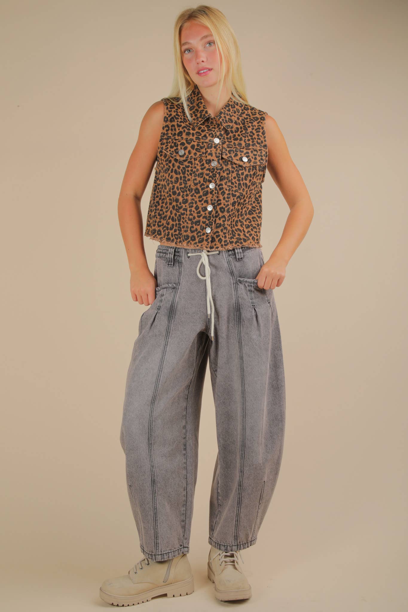 Leopard Printed Collared Casual Vest: CAMEL MIX