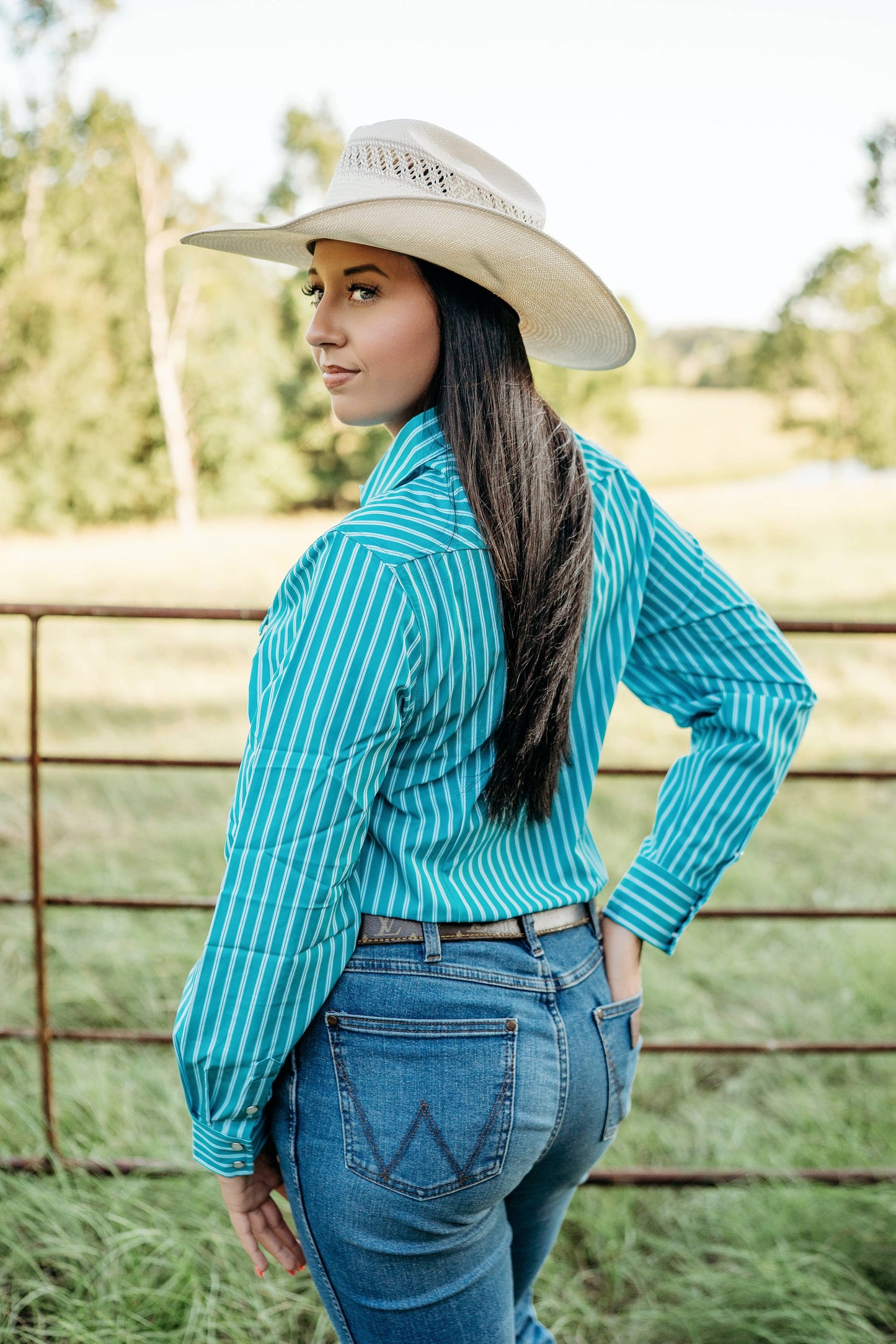 Teal Ridge: Medium