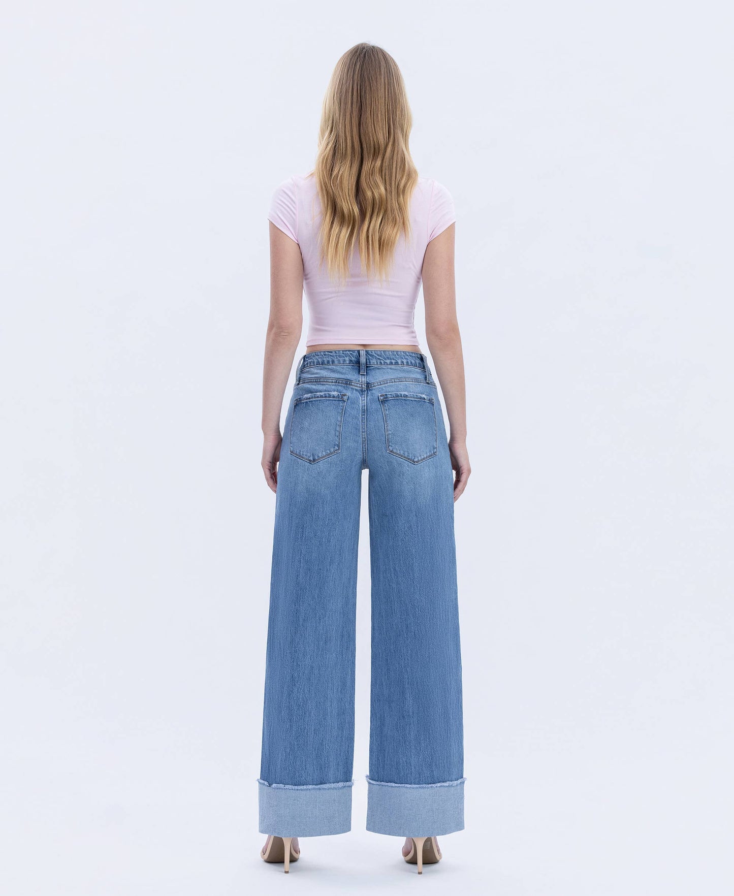 HIGH RISE MEDIUM WASH CUFFED WIDE JEANS T6684: ADORE YOU / 25