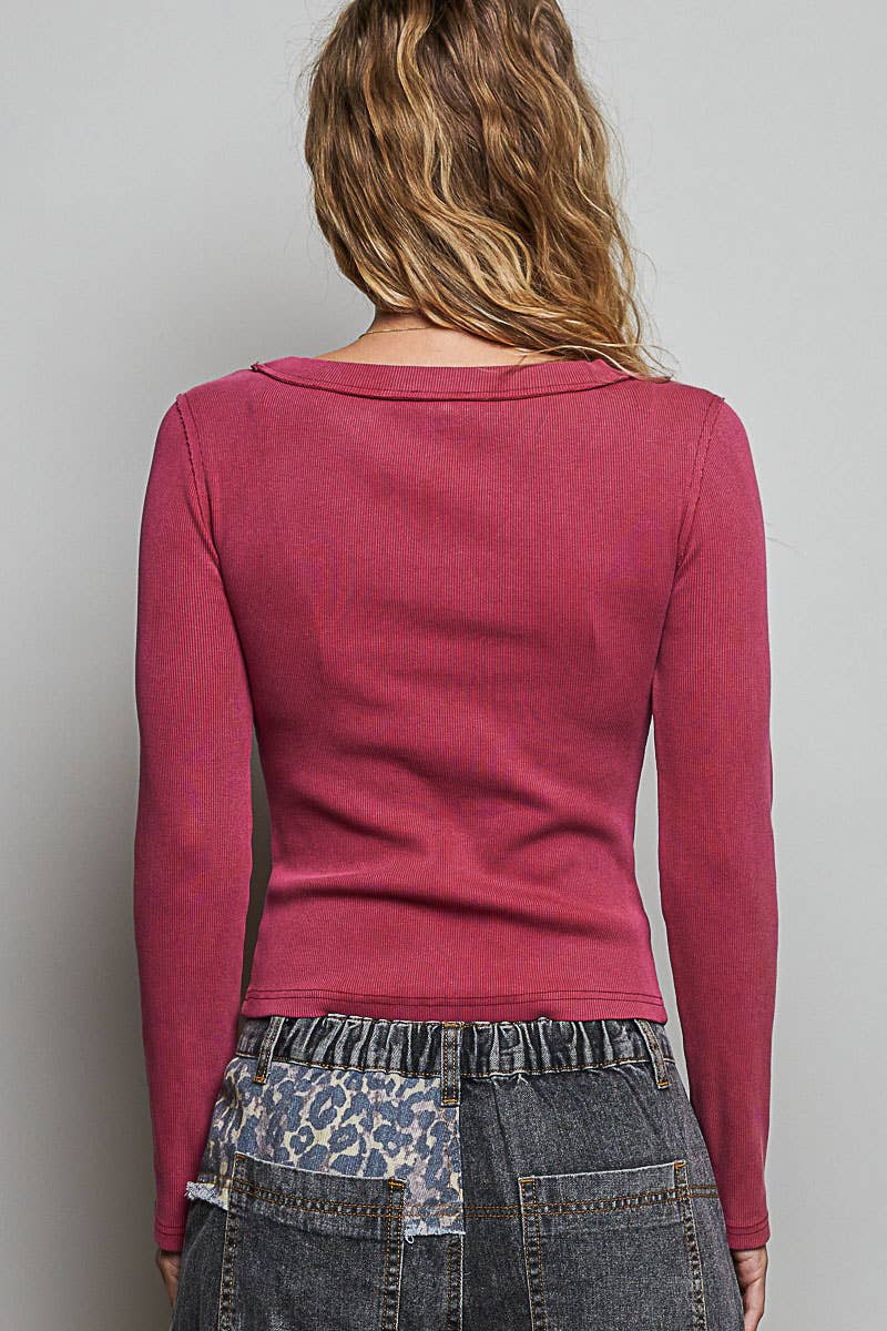Star Accents Stud Wide Scoop Long Sleeves Rib Knit Top: Black / S