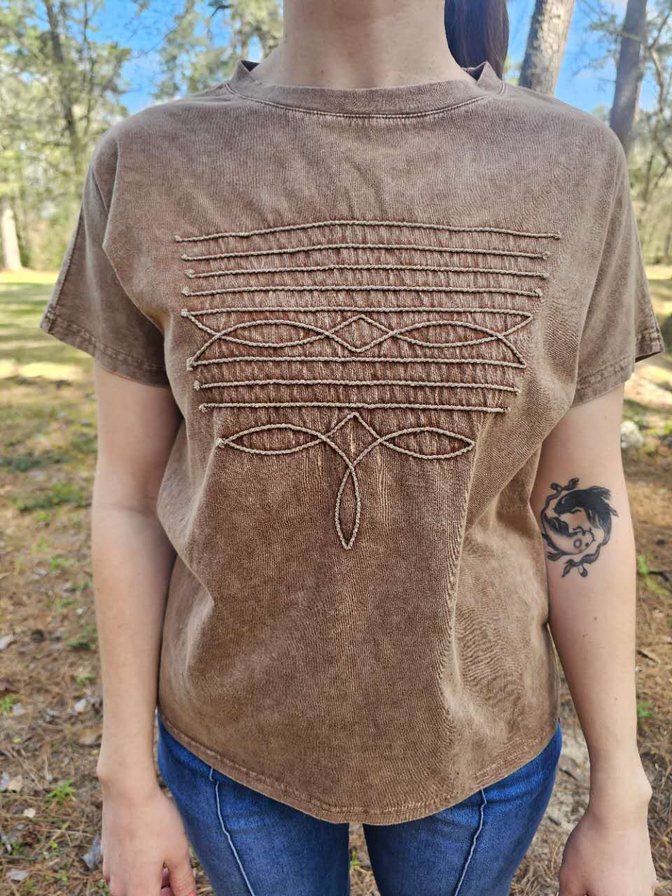 MK667 Boot Stitch Rope Embroidered Shirt: Brown