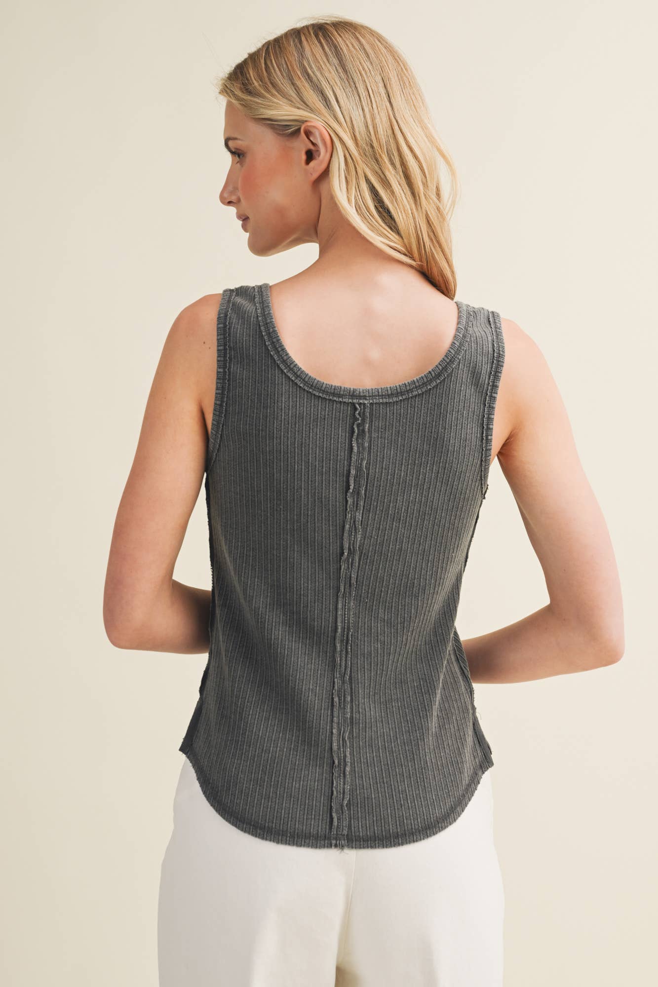 Deconstructed Vertebral Seam Ribbed Top
: CHARCOAL / L