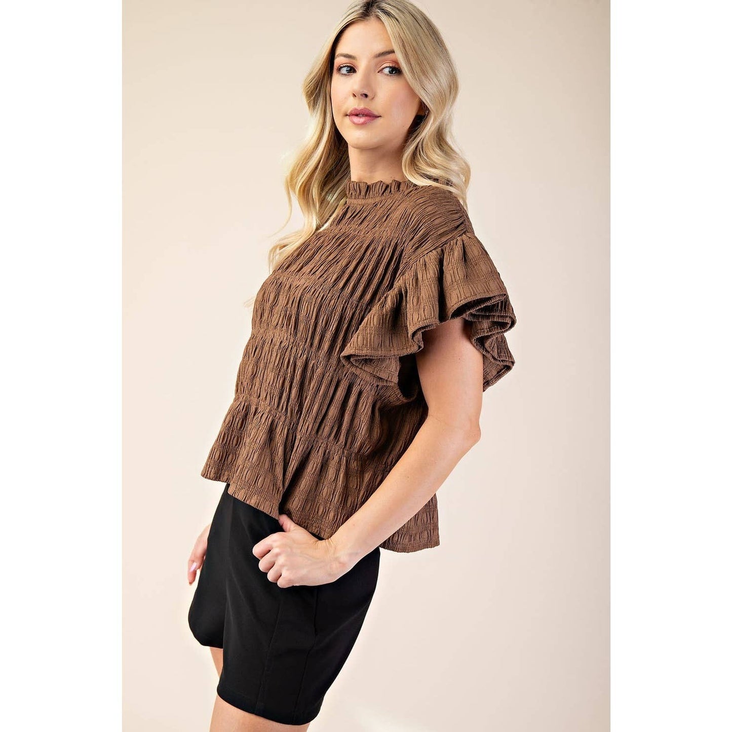 NEW Ruched Flutter Sleeve Top: BLACK / L