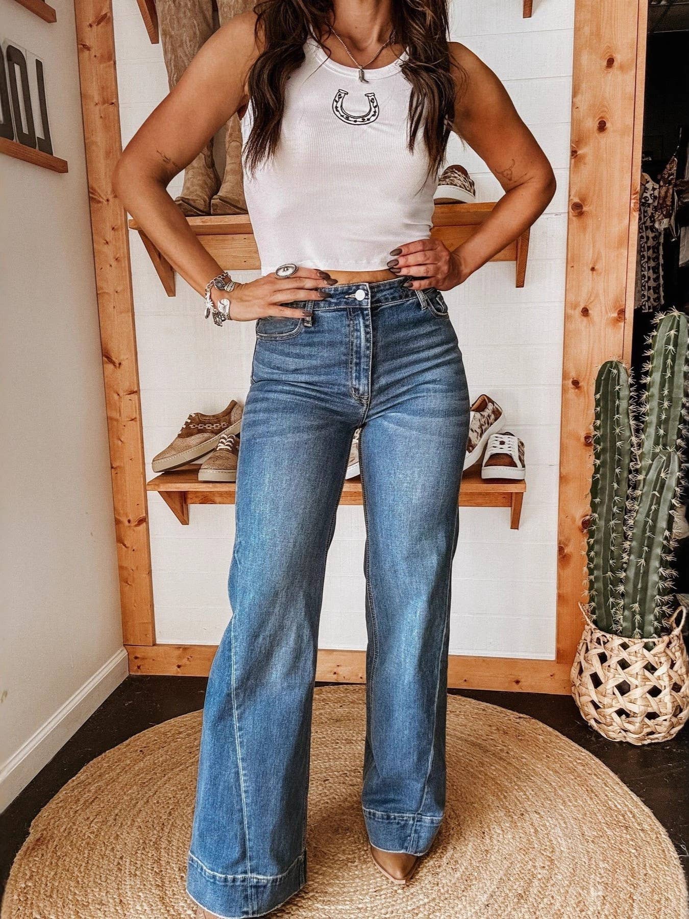 Western Cowgirl Effortless Straight Leg Jeans: Blue / M