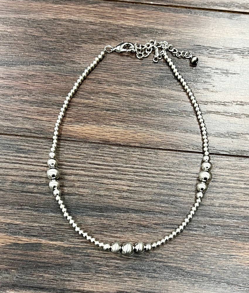 739087, Handmade Silver Navajo Bead Necklace