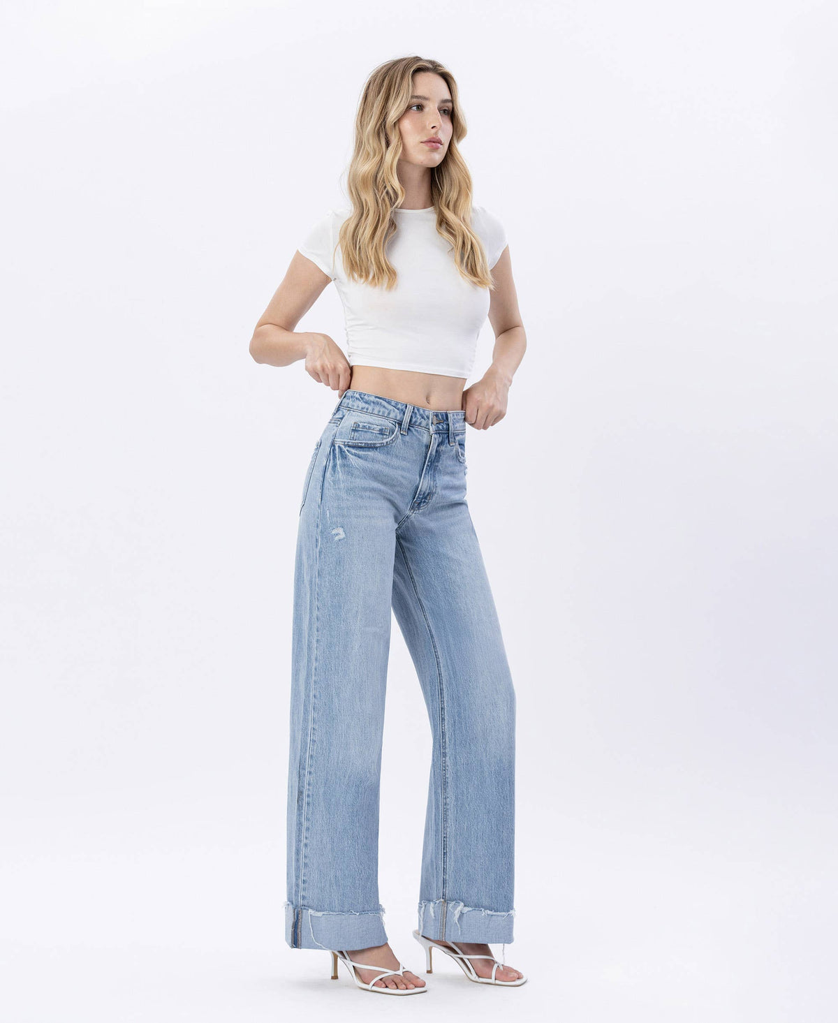 SUPER HIGH RISE CUFFED BAGGY WIDE LEG JEANS T6512: JUBILANT / 28
