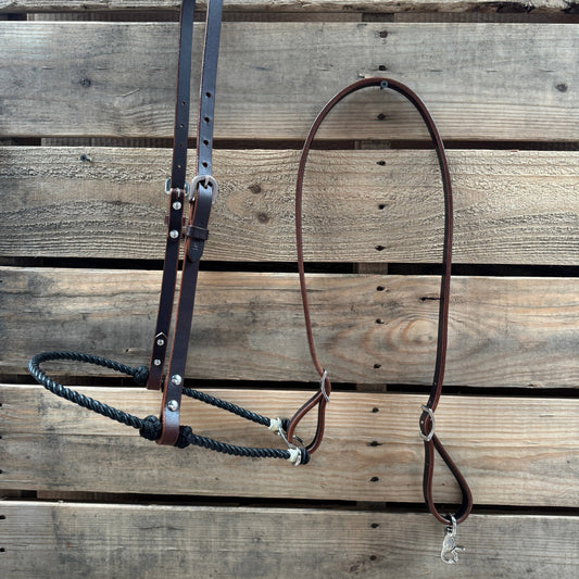 Black Single Rope Noseband Lariat with Leather Hanger