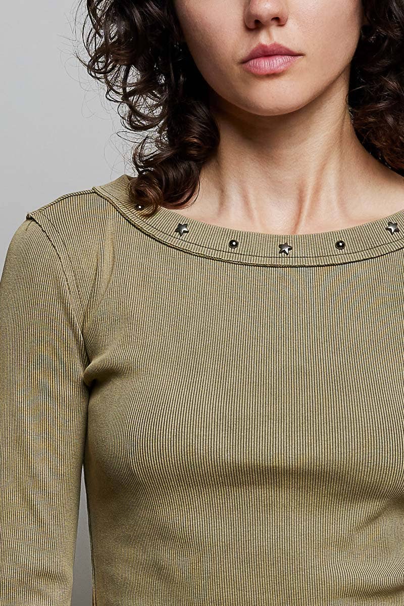 Star Accents Stud Wide Scoop Long Sleeves Rib Knit Top: Black / S