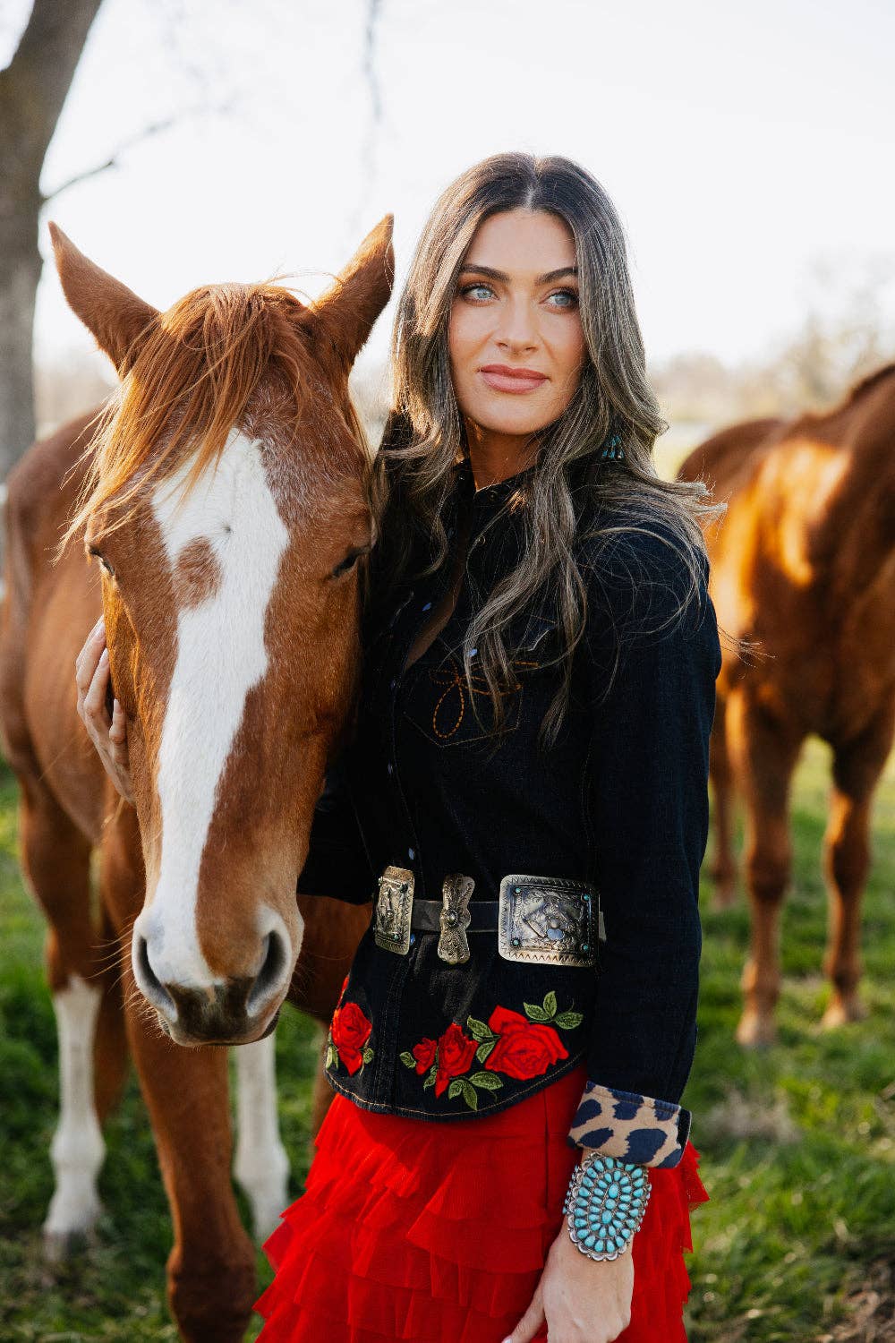 Rancher’s Sweetheart Button Up: M