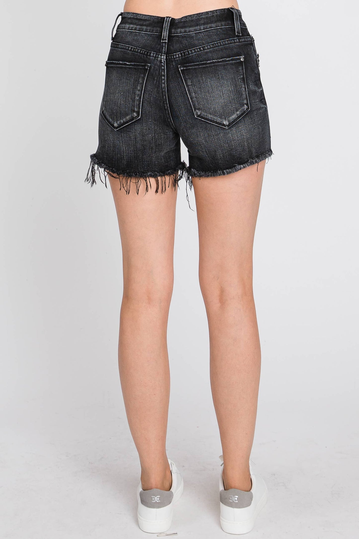 P399RH-BD HIGH RISE COMFORT STRETCH SHORTS W/ FRAYED HEM