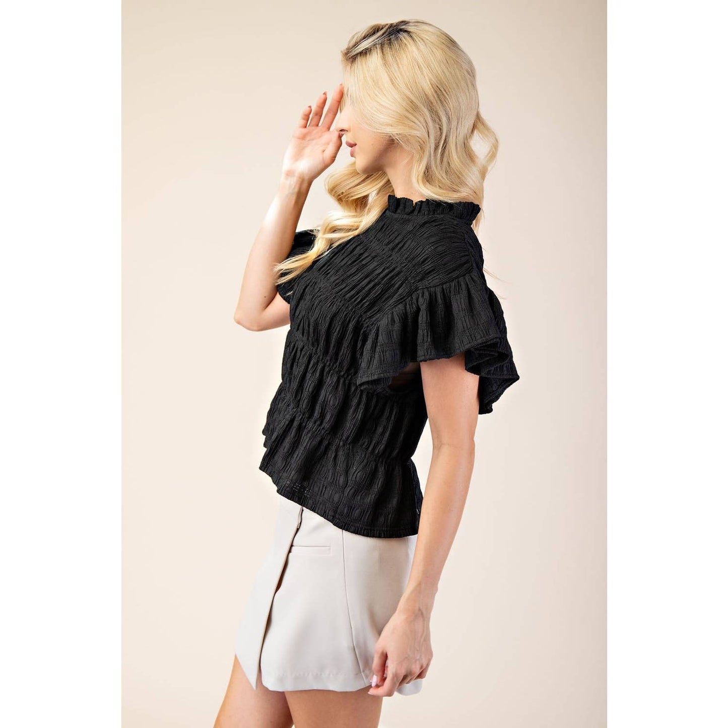 NEW Ruched Flutter Sleeve Top: BLACK / M
