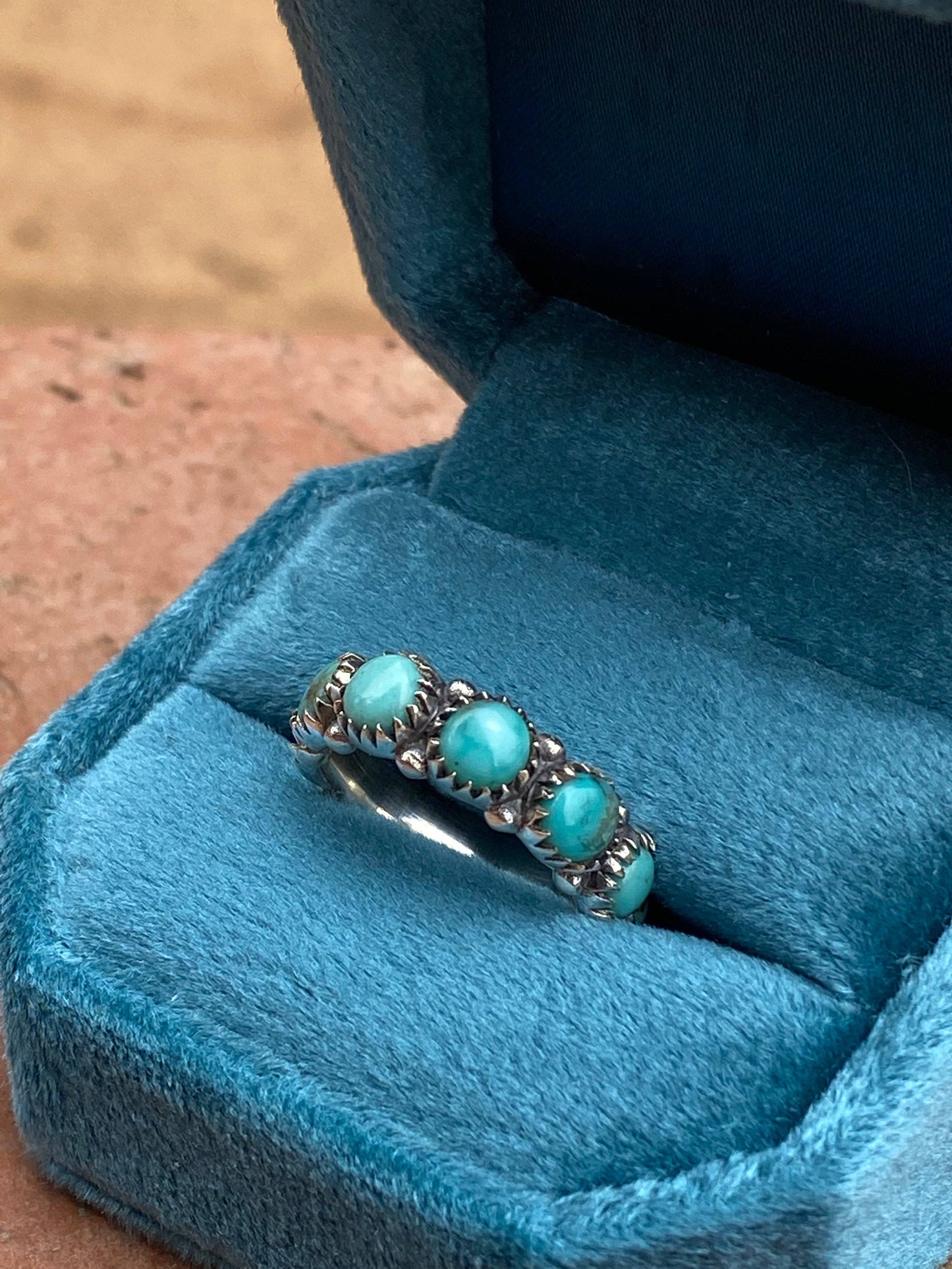 Natural Kingman Turquoise & Sterling Silver Eternity Band: 9