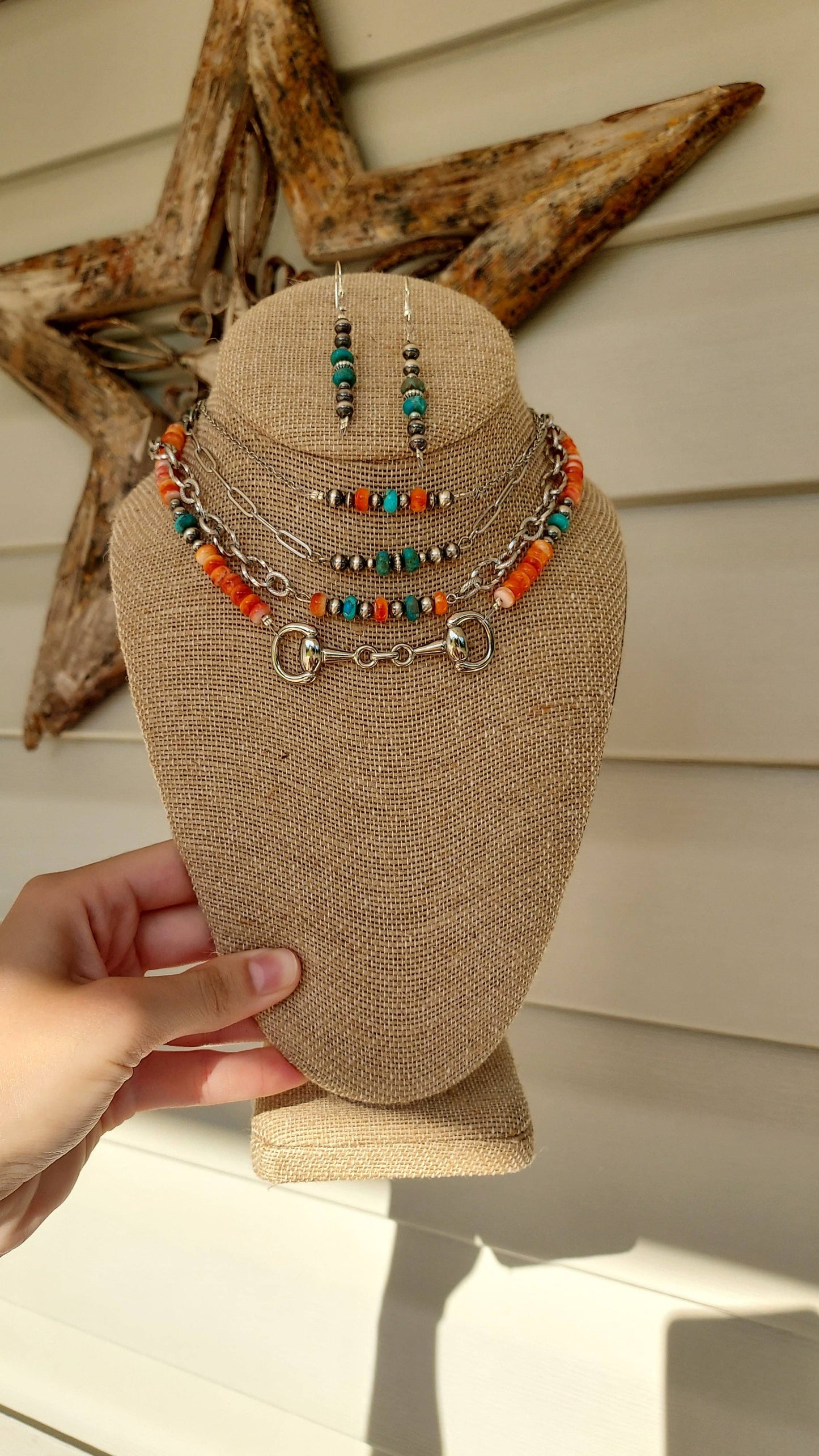 Out in the middle necklace