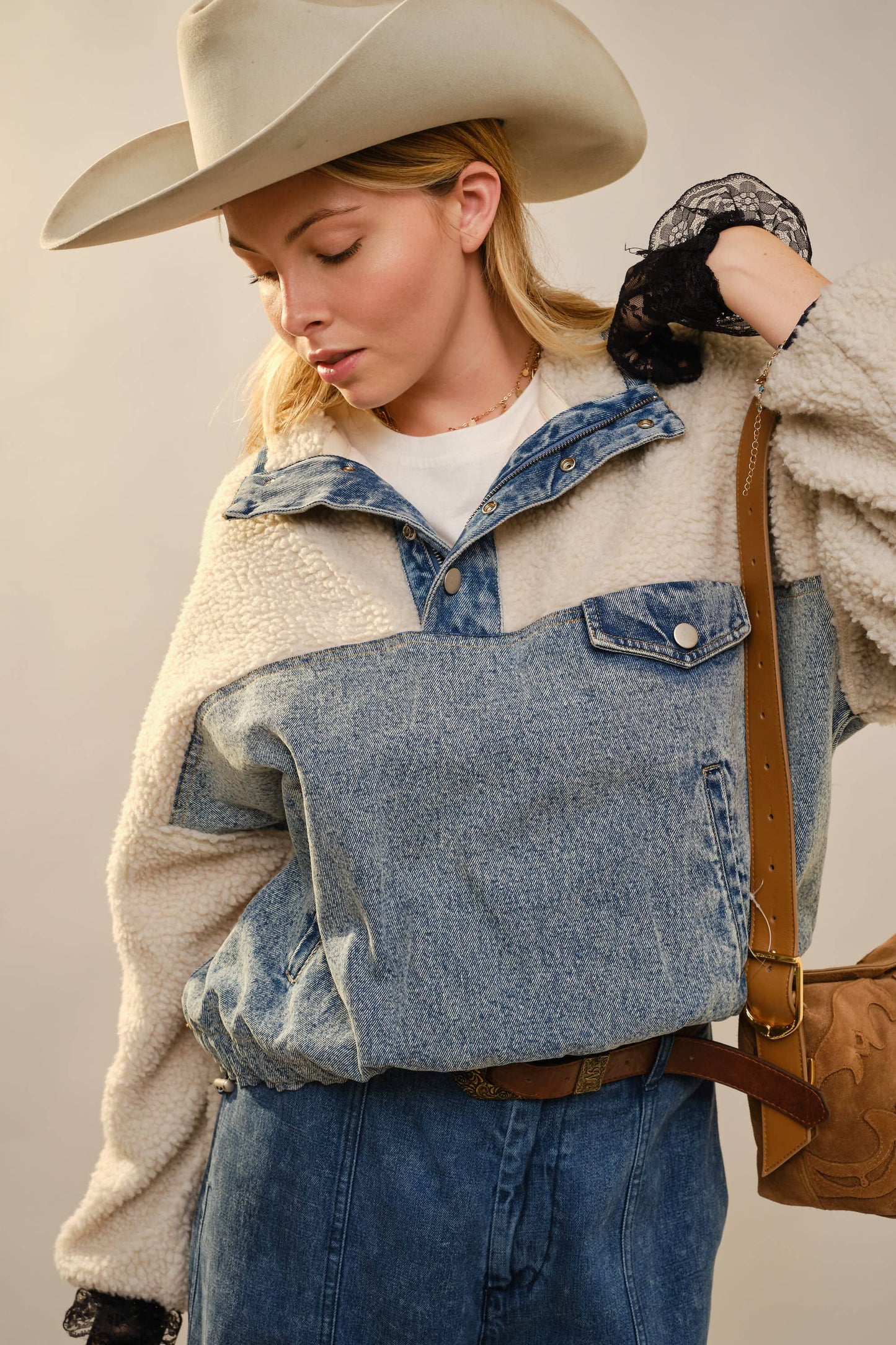 Sherpa Denim Quarter Zip Pullover: MED WASH / S-M-L