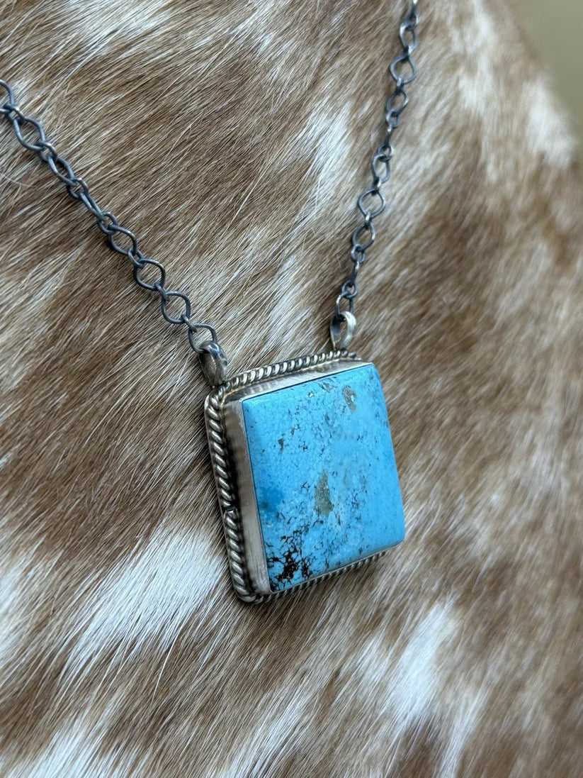 Square Up Turquoise Bar Necklace 18"