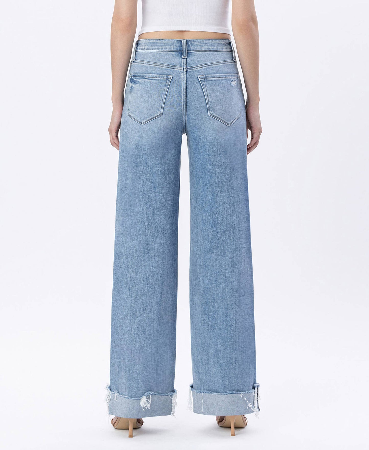 SUPER HIGH RISE CUFFED WIDE JEANS F6033: FOUR WALLS / 28
