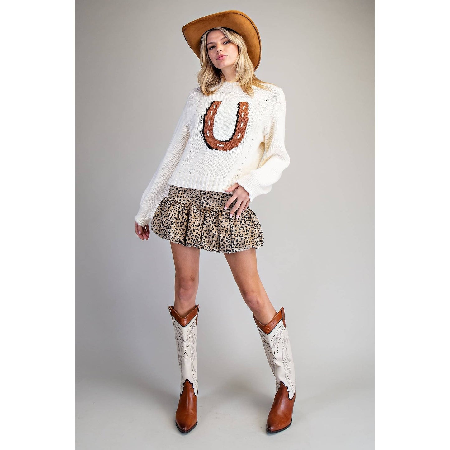 Horseshoe Long Sleeve Sweater Top: VANILLA FROST / M