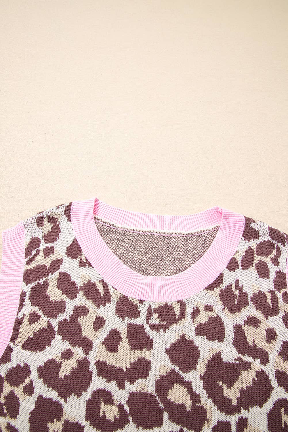 Leopard Pattern Contrast Ribbed Trim Sweater Vest