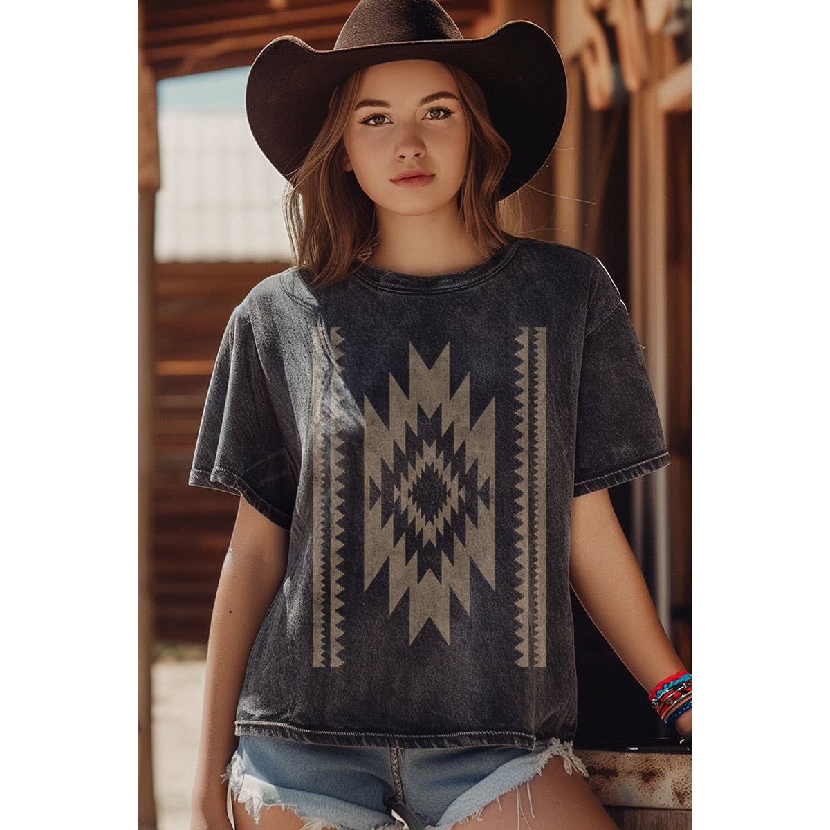 NAVAJO INSPIRED GEOMATRIC MINERAL GRAPHIC TOP: Mineral Oatmeal