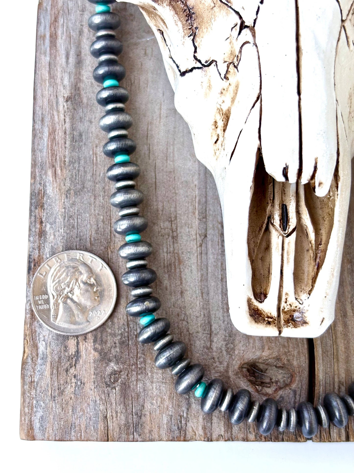 Western Style Flat Navajo Pearl & Stone Beaded Necklace: Black