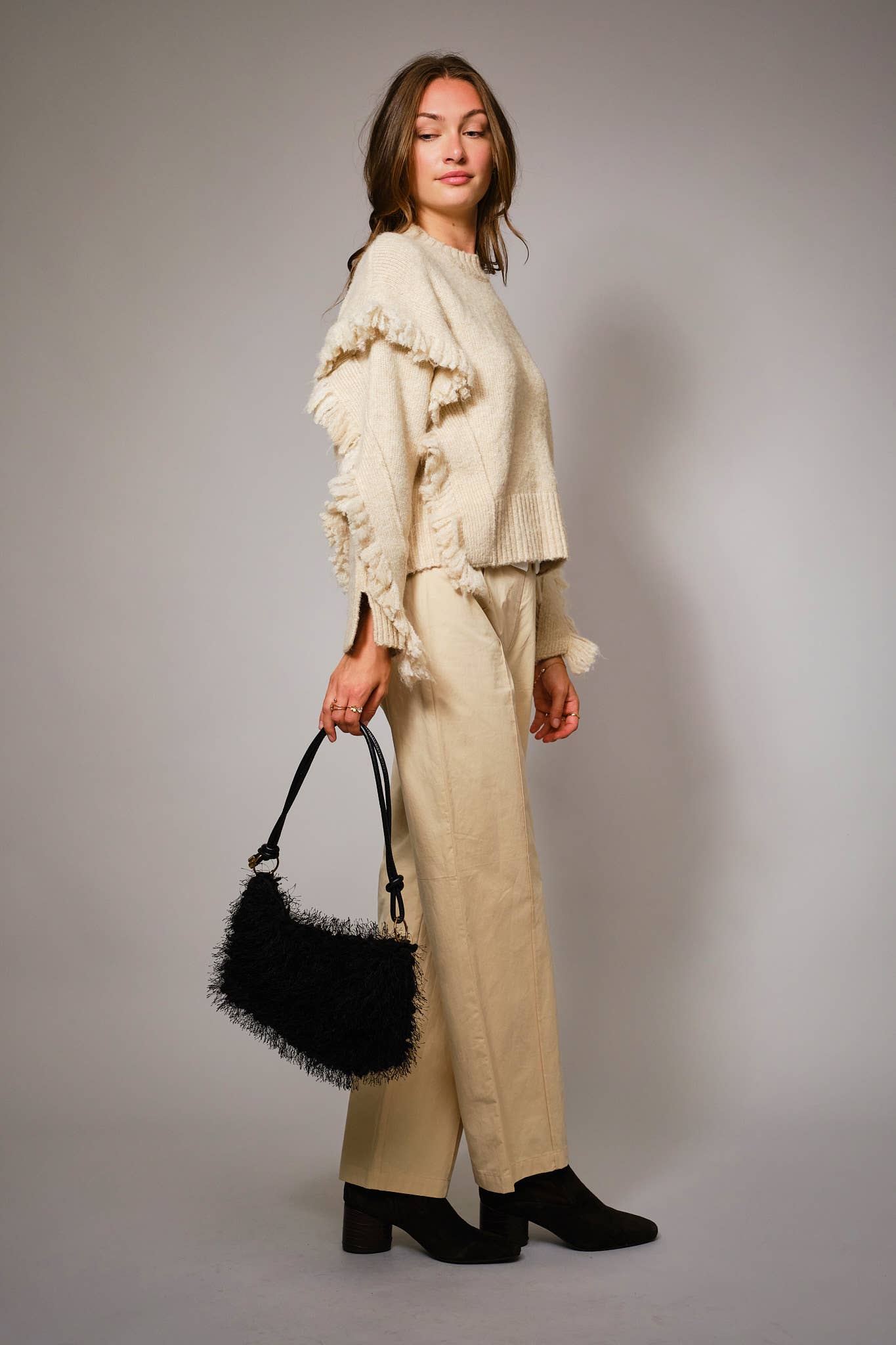 Montana-Fringe Detail Pullover Sweater: TAUPE