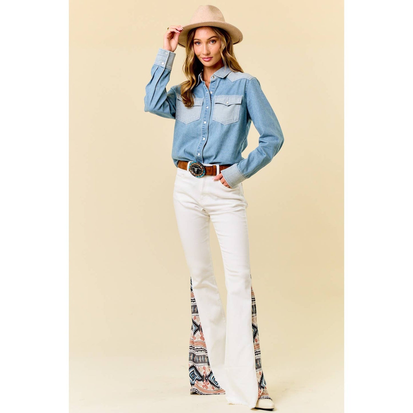 LIGHT WASH TOW TONE WESTERN SHIRT: LIGHT WASH / M