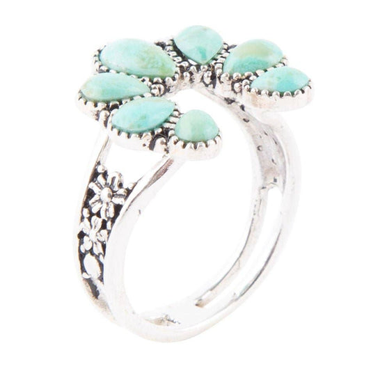 Floral Turquoise and Sterling Silver Ring: 9