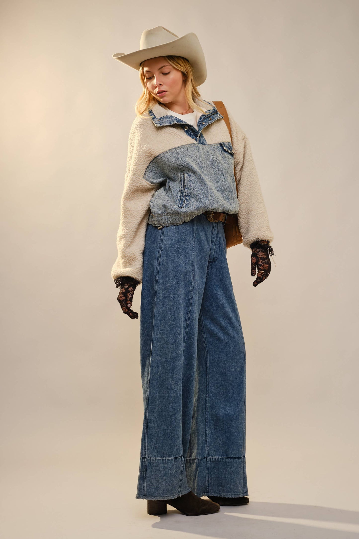 Sherpa Denim Quarter Zip Pullover: MED WASH / S-M-L