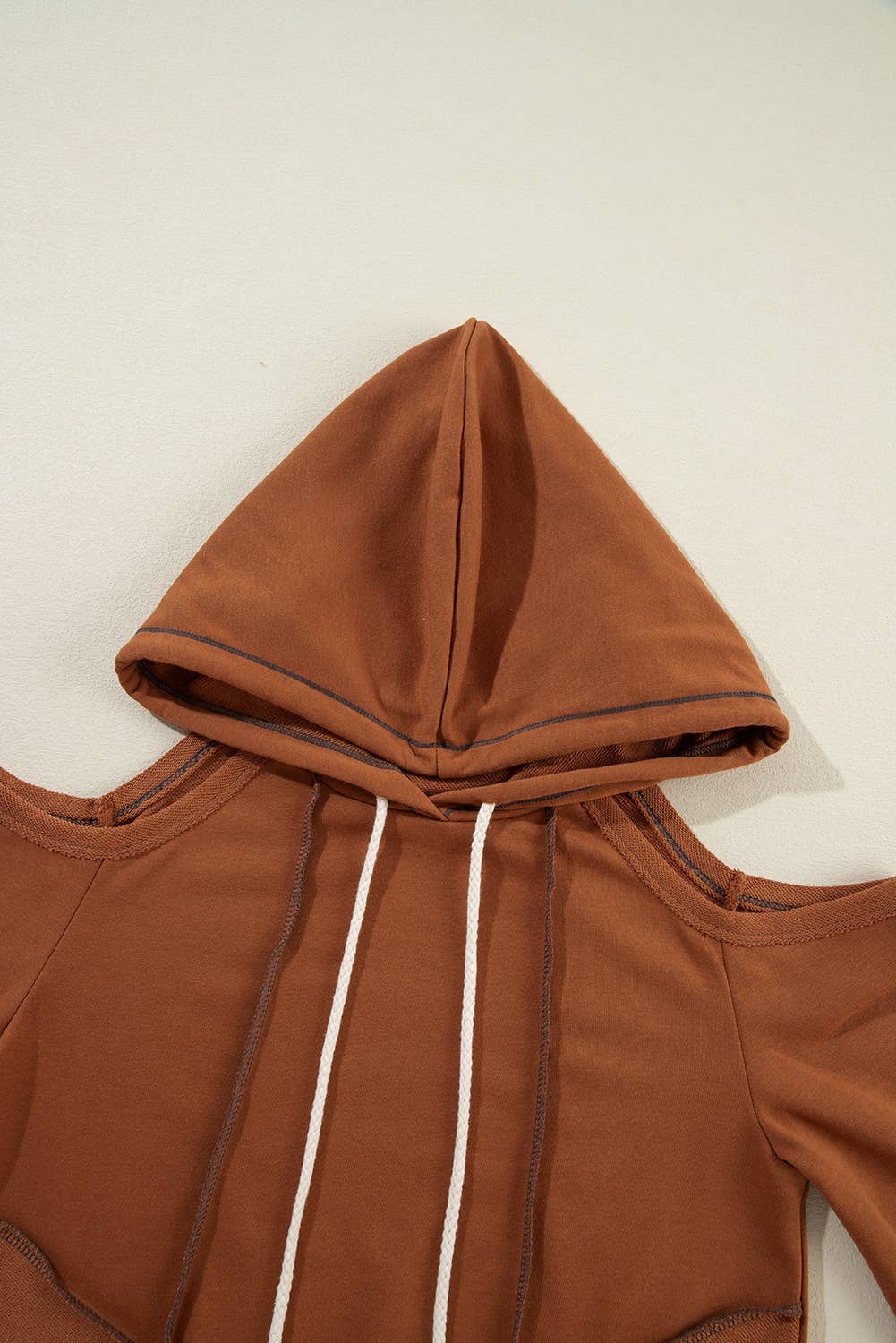 Exposed Seam Cold Shoulder Drawstring Hoodie: Brown / XL