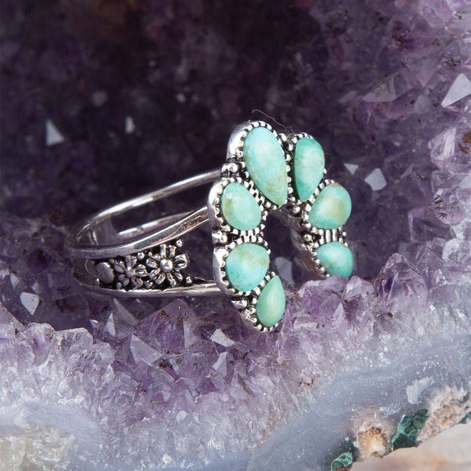 Floral Turquoise and Sterling Silver Ring: 7