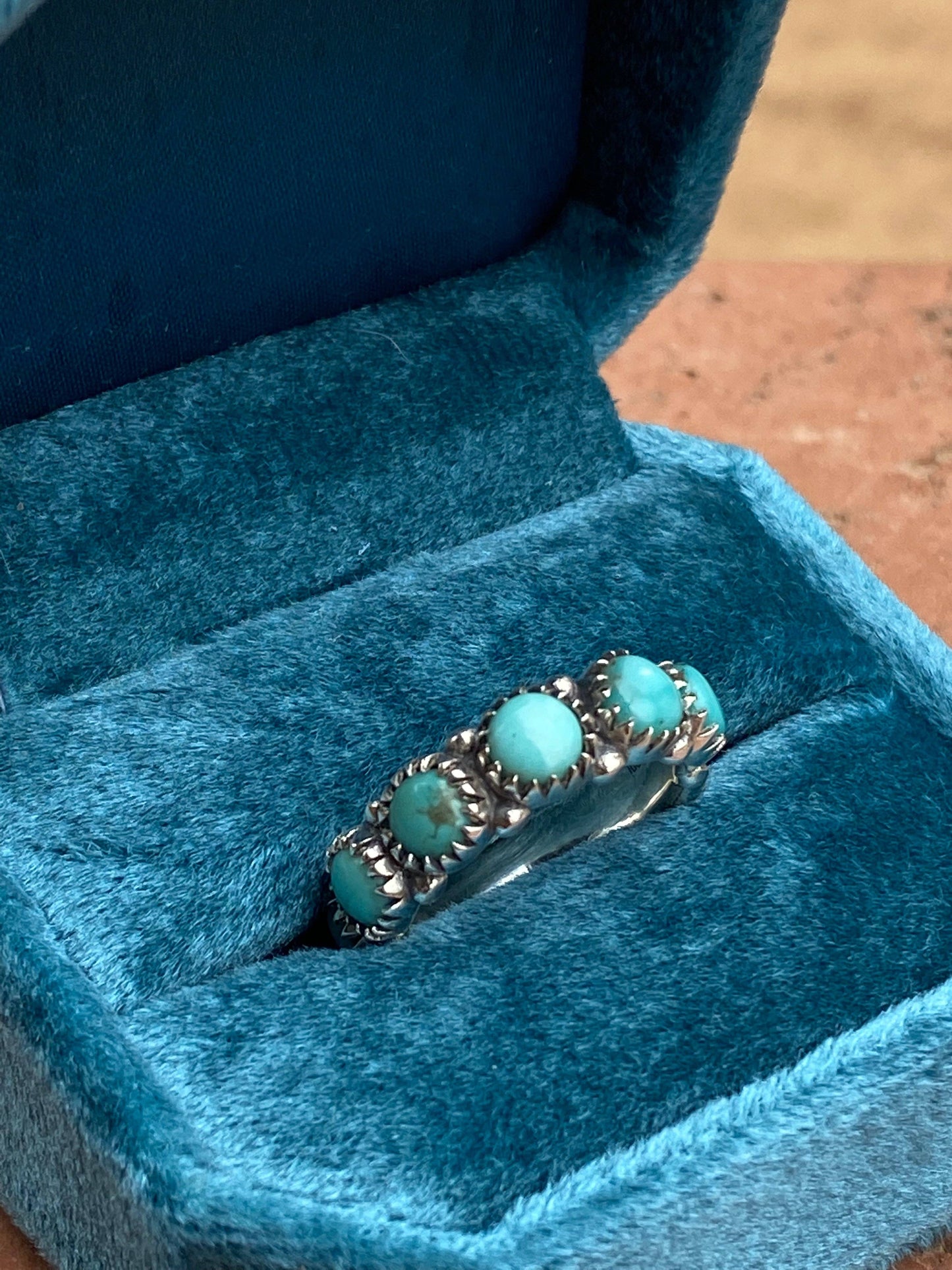 Natural Kingman Turquoise & Sterling Silver Eternity Band: 9