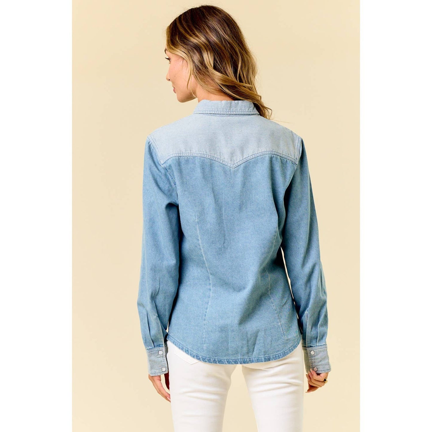 LIGHT WASH TOW TONE WESTERN SHIRT: LIGHT WASH